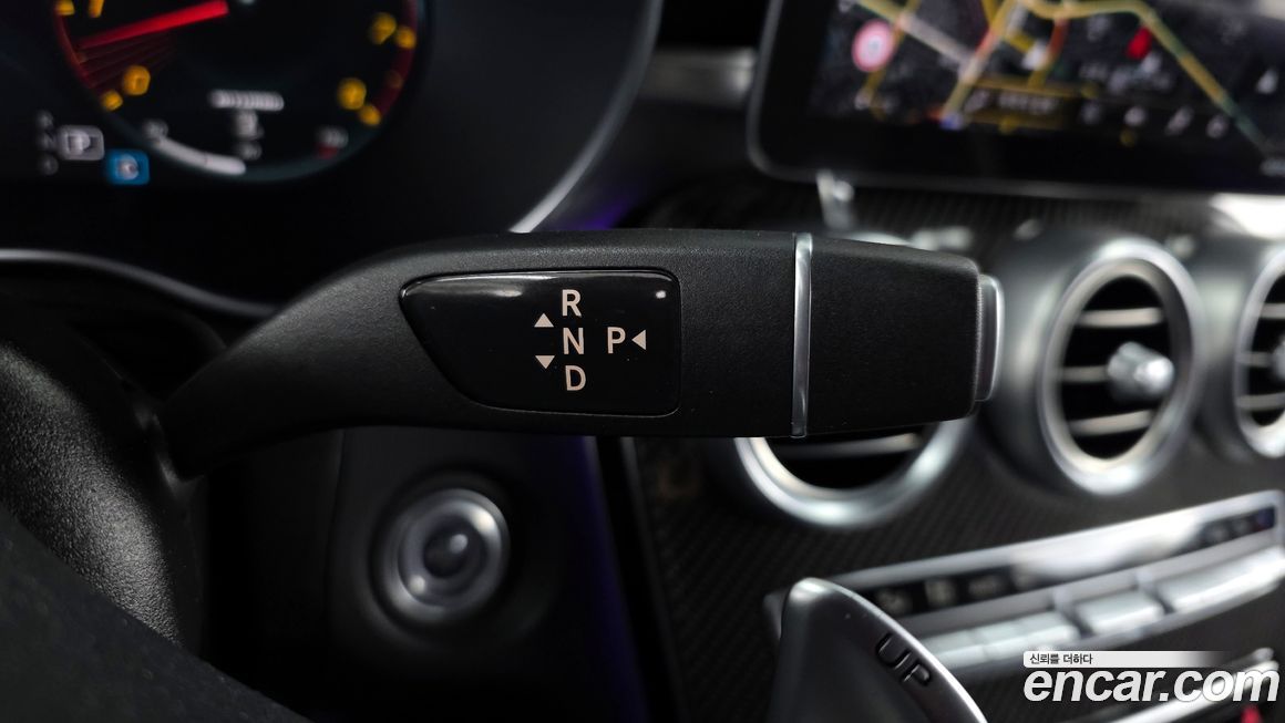 Mercedes-Benz GLC-Class 2022