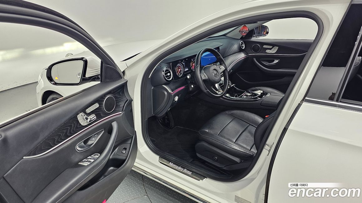 Mercedes-Benz E-Class 2017