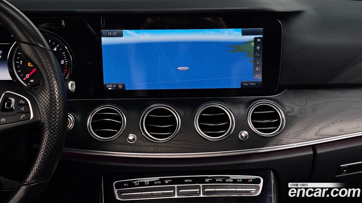 Mercedes-Benz E-Class 2017