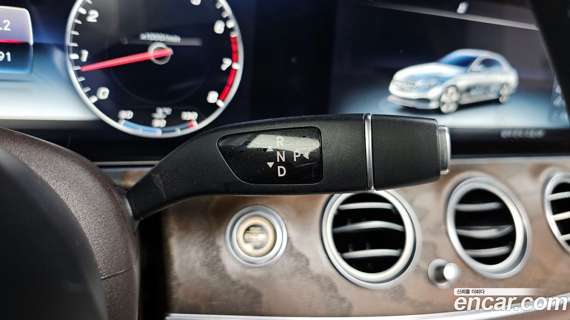 Mercedes-Benz E-Class 2018