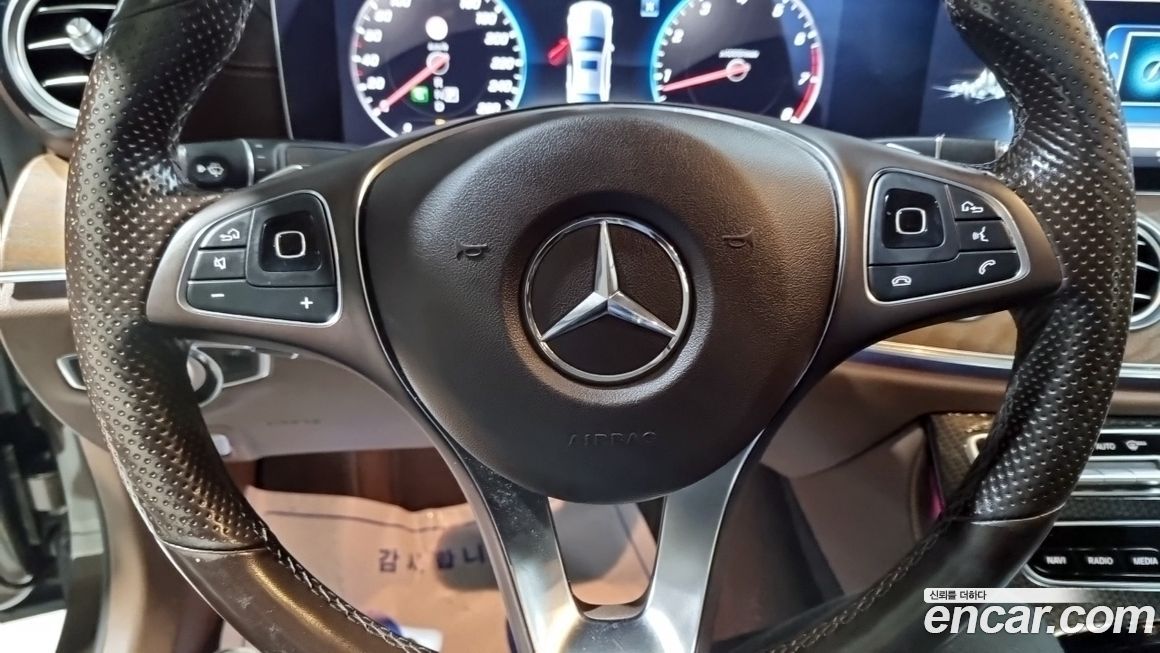 Mercedes-Benz E-Class 2018