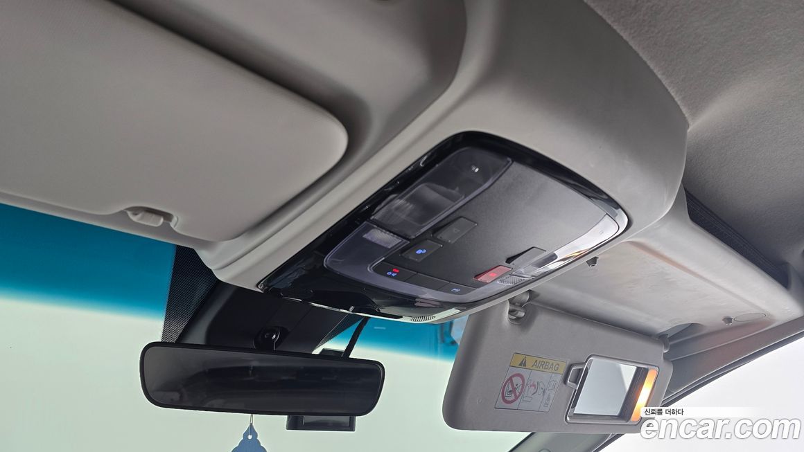 Hyundai Staria 2024