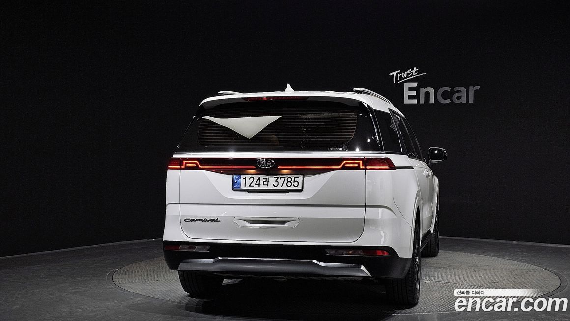 Kia Canival 2021