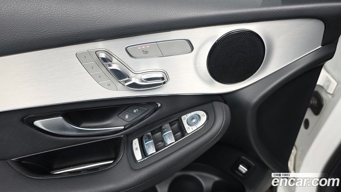Mercedes-Benz GLC-Class 2018