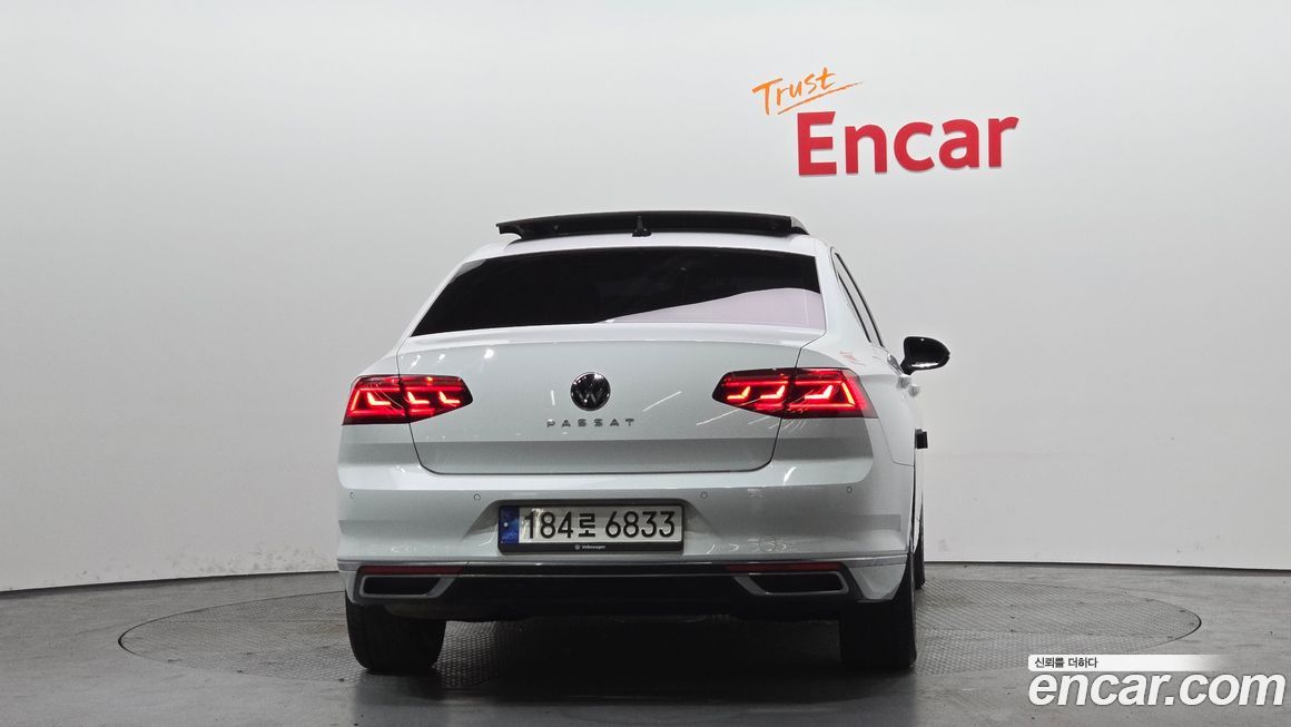 Volkswagen Passat 2022