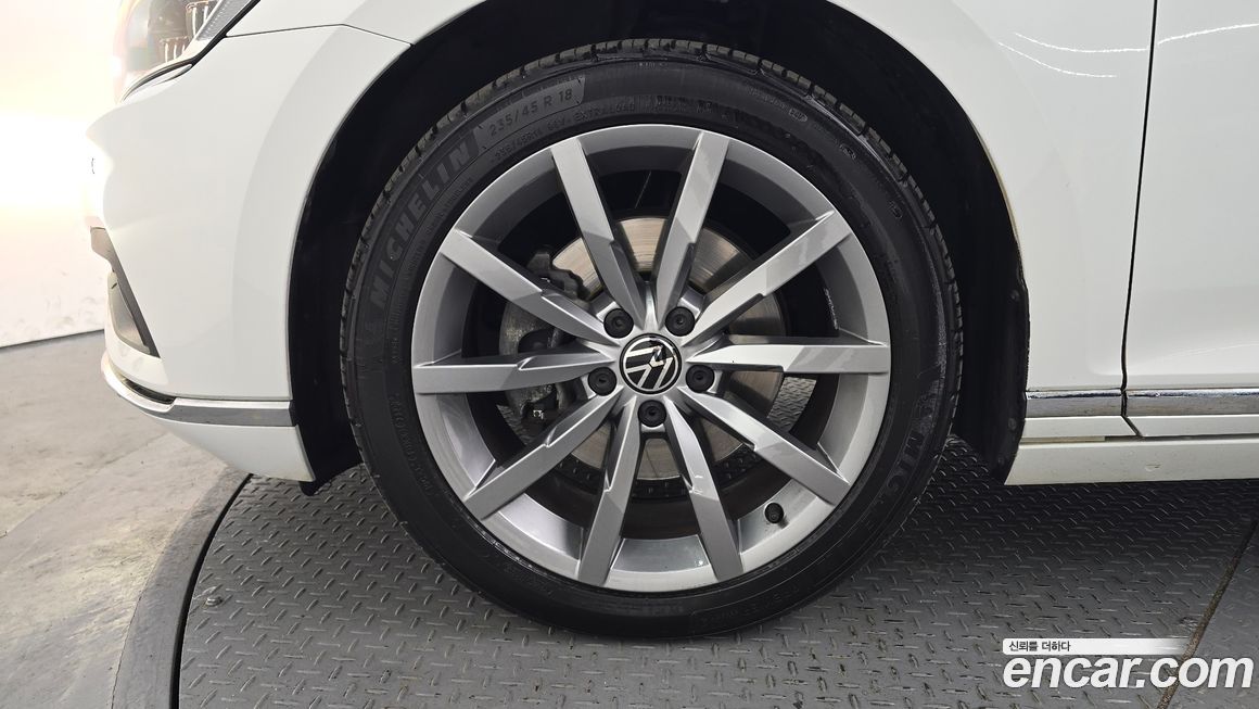 Volkswagen Passat 2022