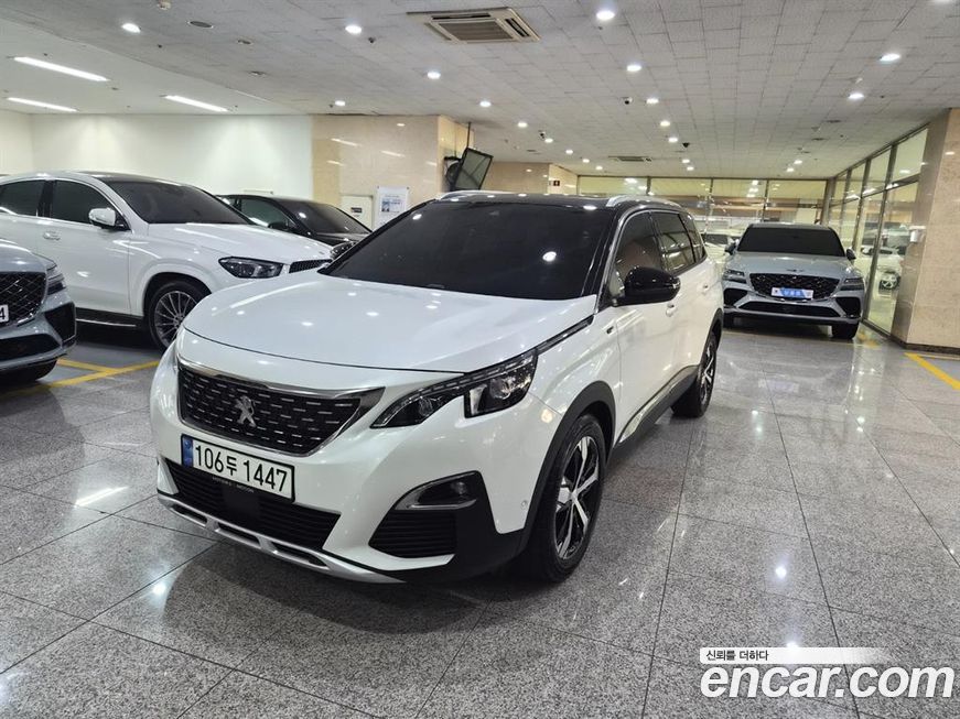 Peugeot 5008 2021