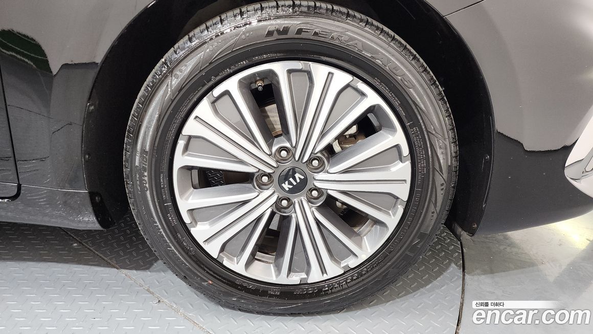 Kia K7 2020
