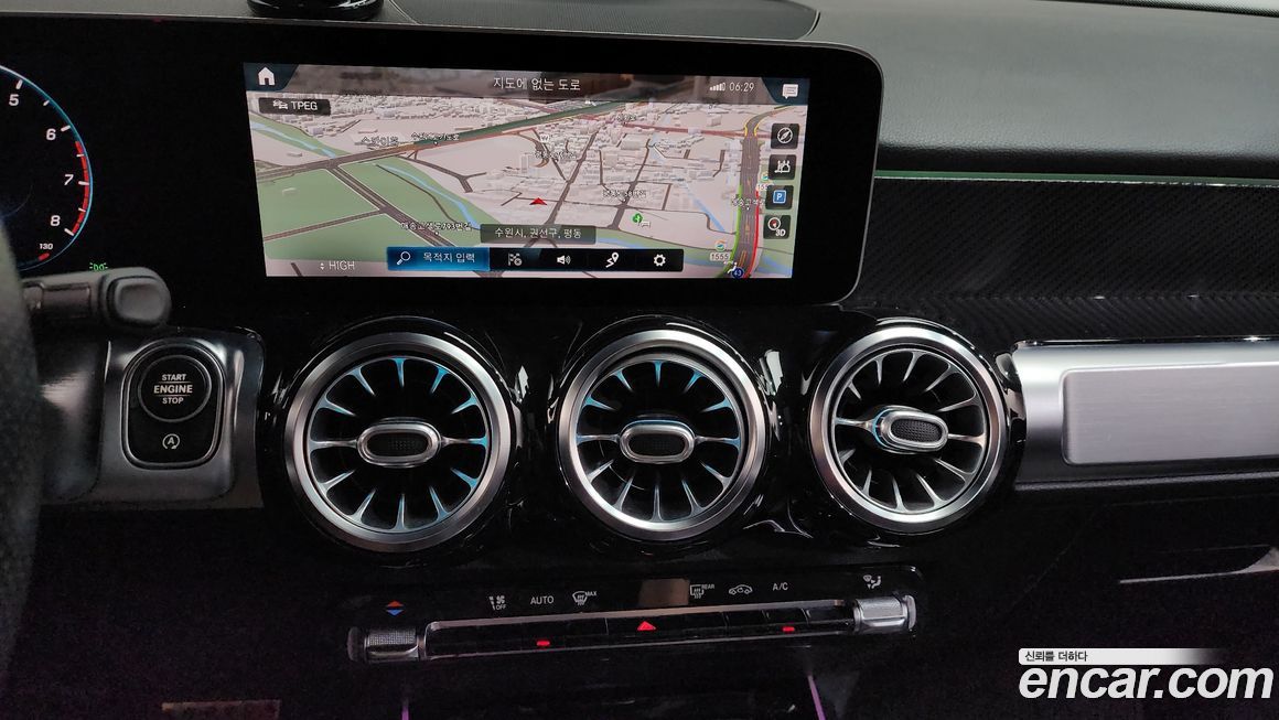 Mercedes-Benz GLB-Class 2020