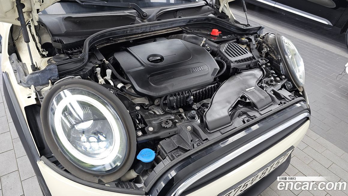 Mini Cooper Convertible 2022