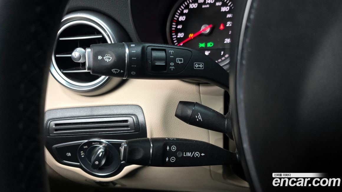 Mercedes-Benz GLC-Class 2018