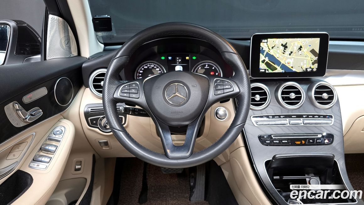 Mercedes-Benz GLC-Class 2018