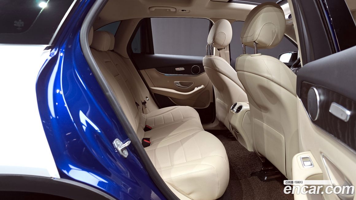 Mercedes-Benz GLC-Class 2018