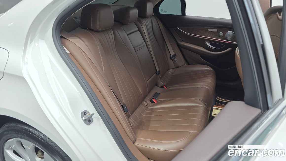 Mercedes-Benz E-Class 2019