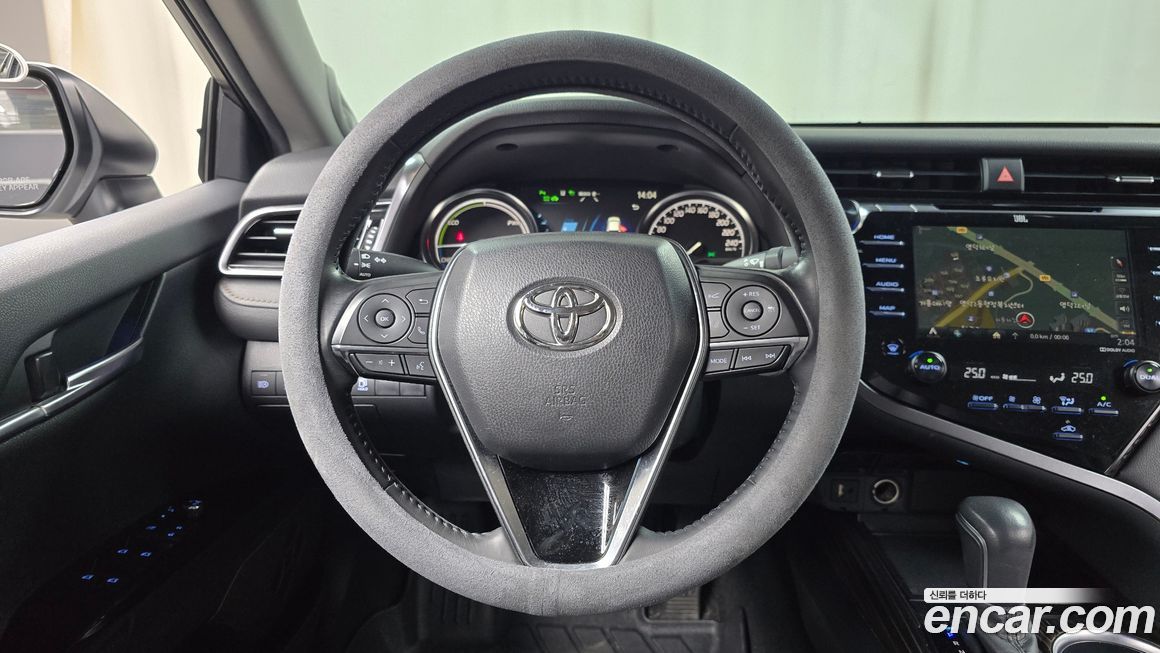 Toyota Camry 2019