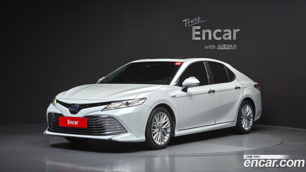 Toyota Camry 2019