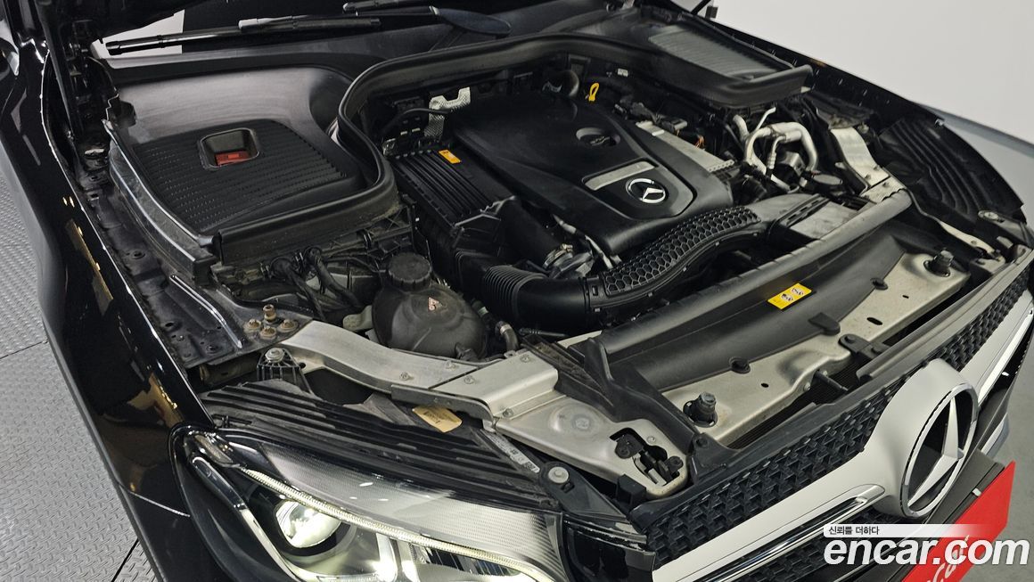 Mercedes-Benz GLC-Class 2019