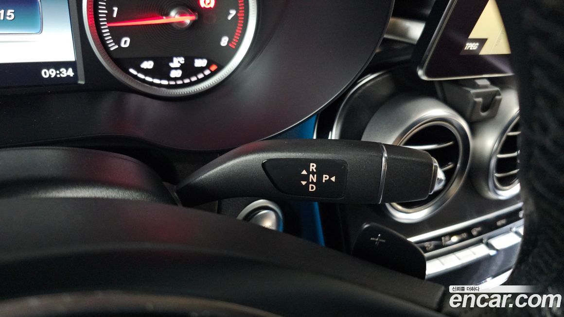 Mercedes-Benz GLC-Class 2019