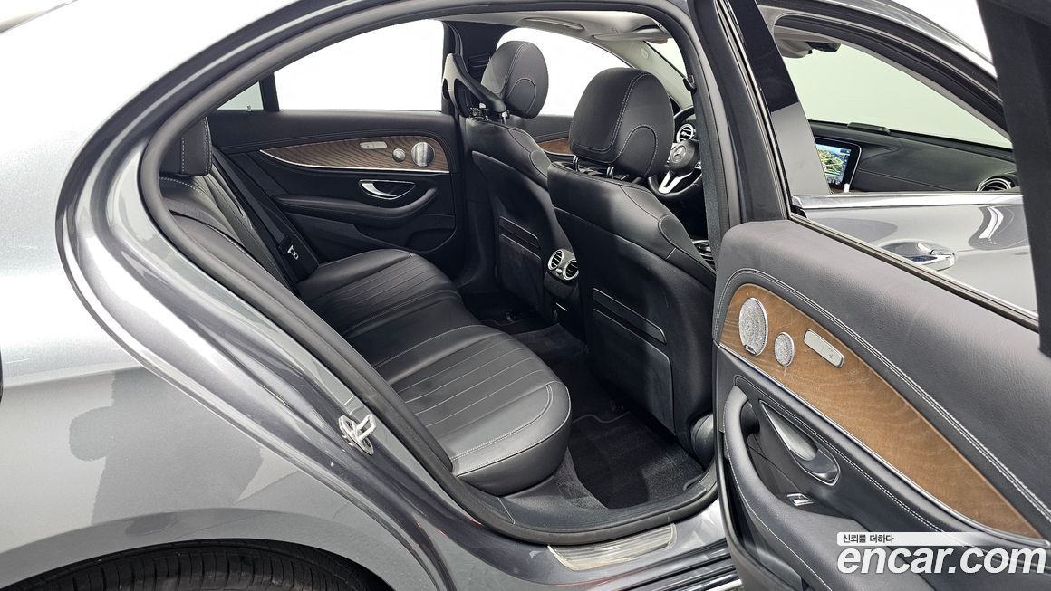 Mercedes-Benz E-Class 2019