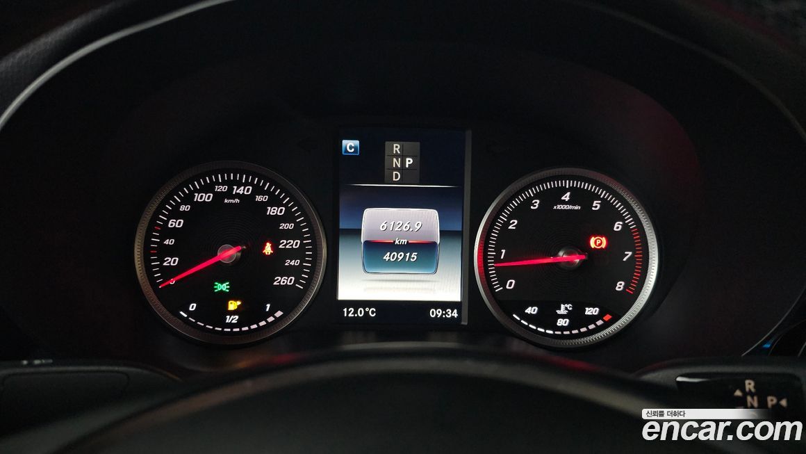 Mercedes-Benz GLC-Class 2019