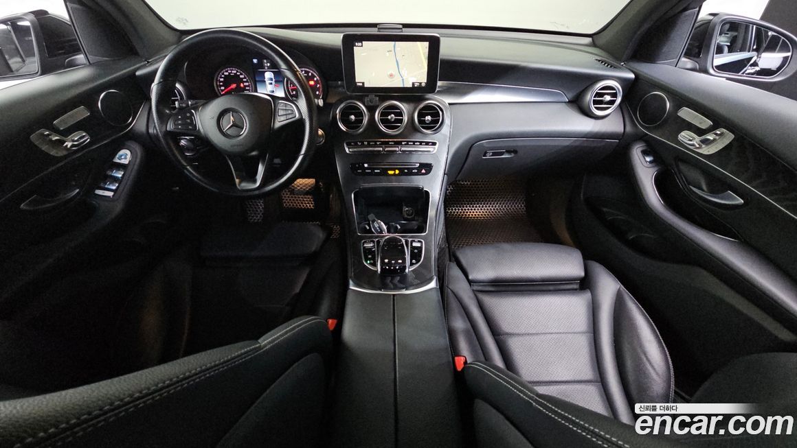 Mercedes-Benz GLC-Class 2019