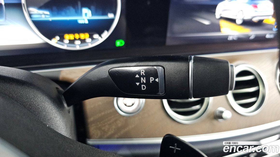 Mercedes-Benz E-Class 2019