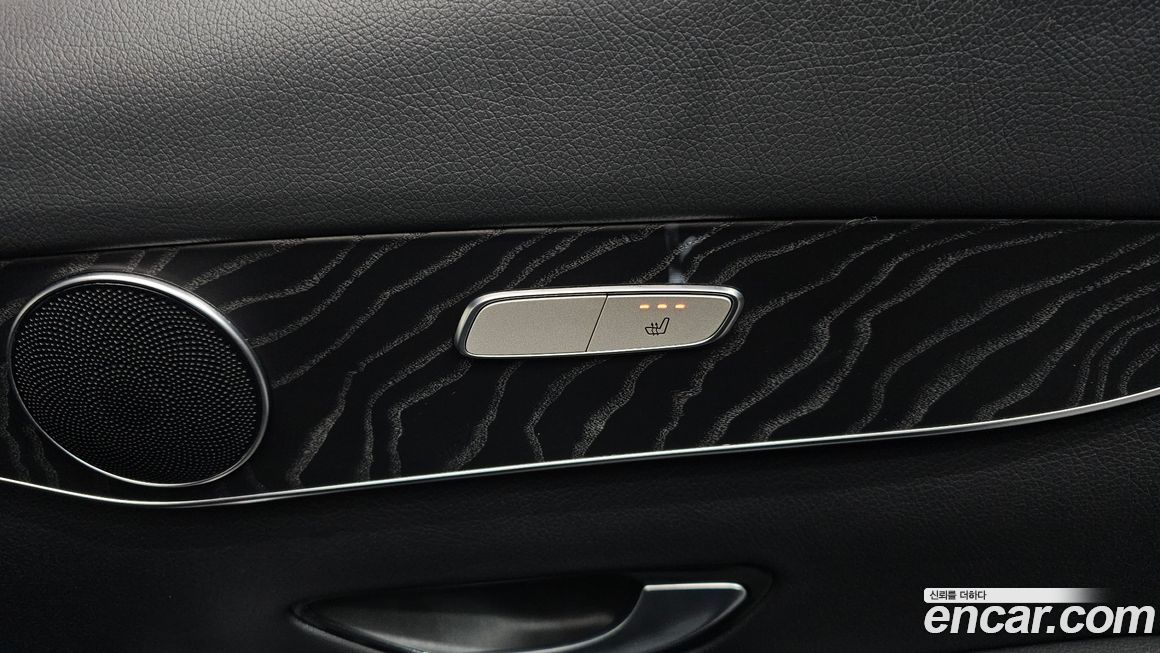 Mercedes-Benz GLC-Class 2019