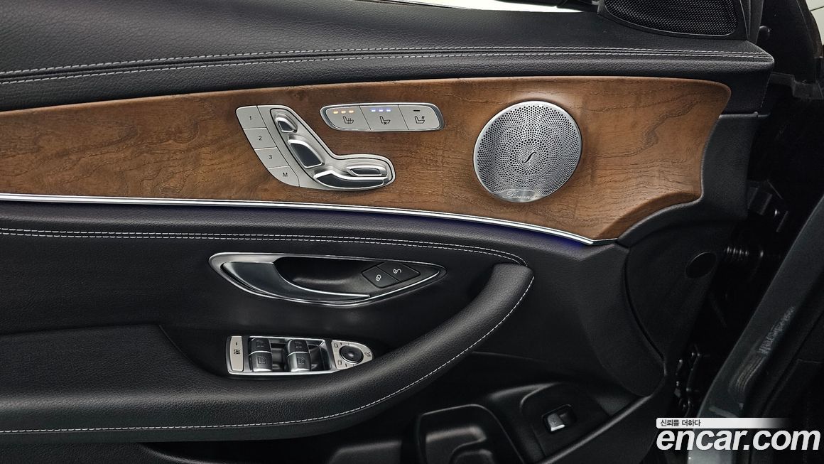 Mercedes-Benz E-Class 2019