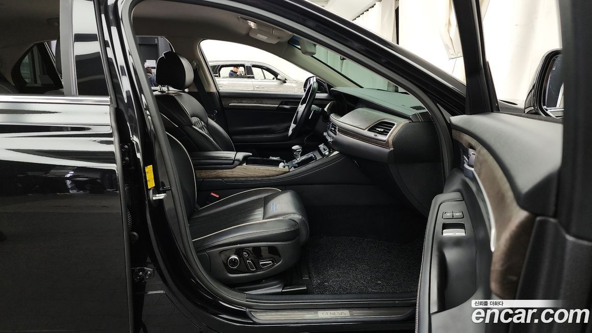 Genesis G90 2020