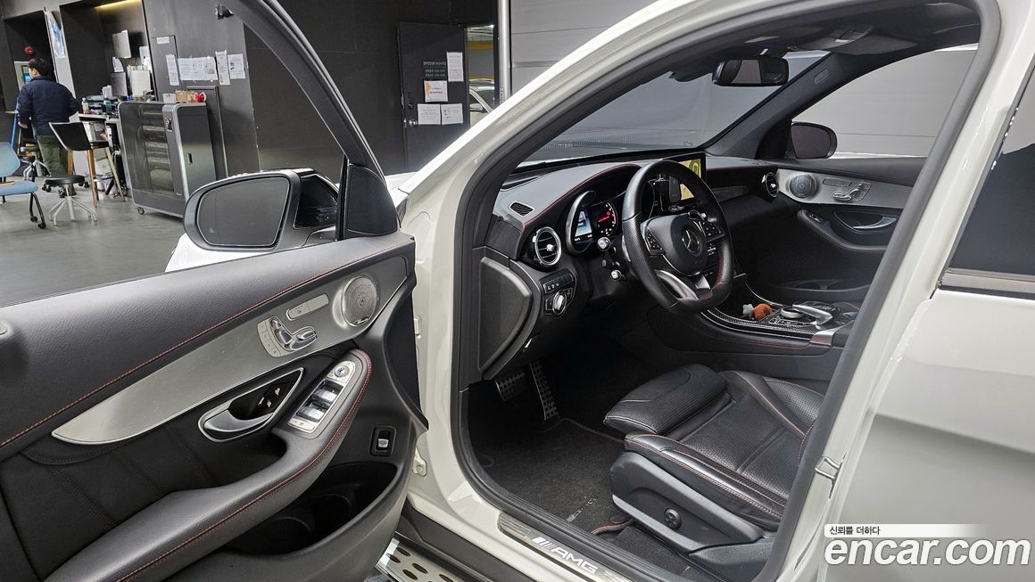 Mercedes-Benz GLC-Class 2017