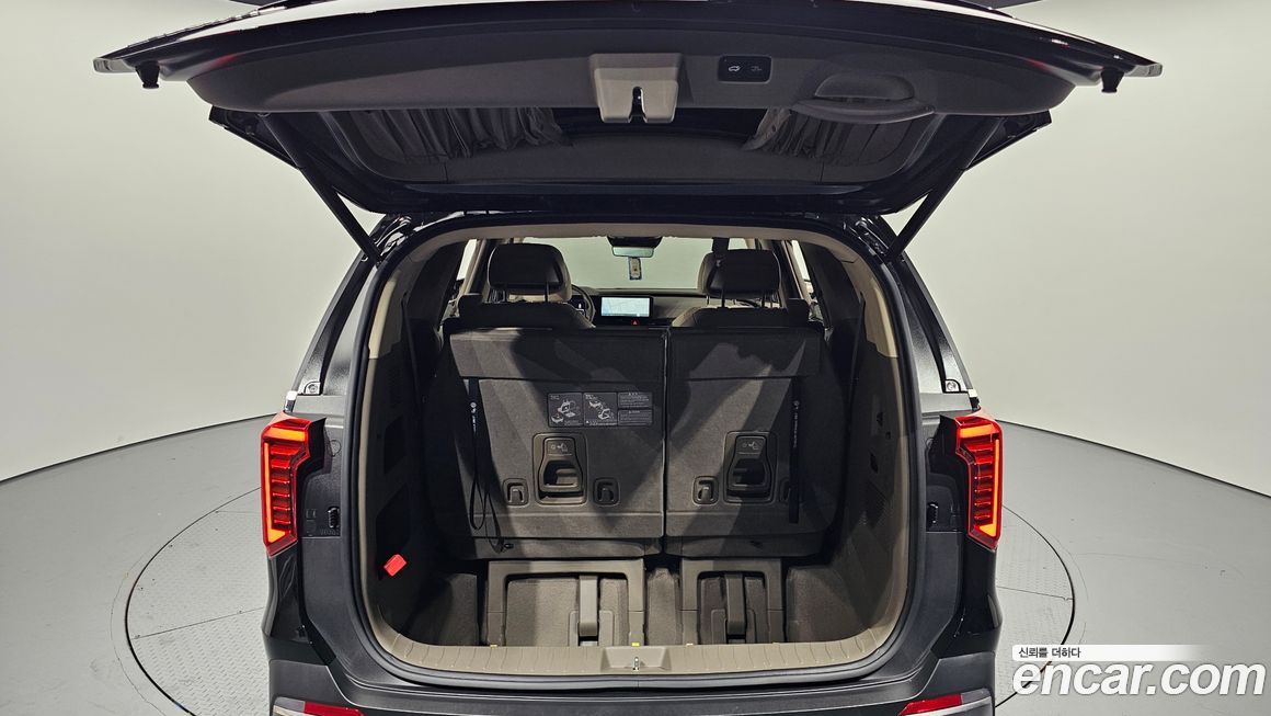 Kia Canival 2024