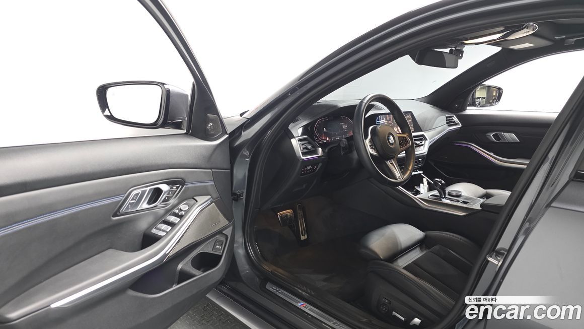 BMW 3-Series 2021
