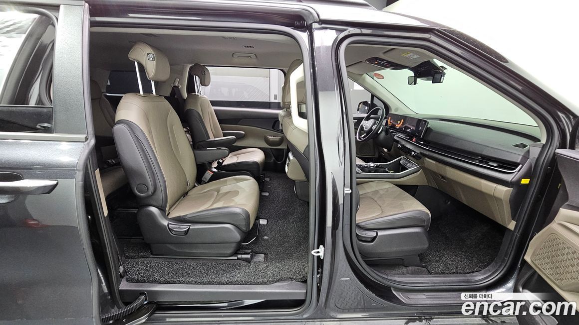 Kia Canival 2024