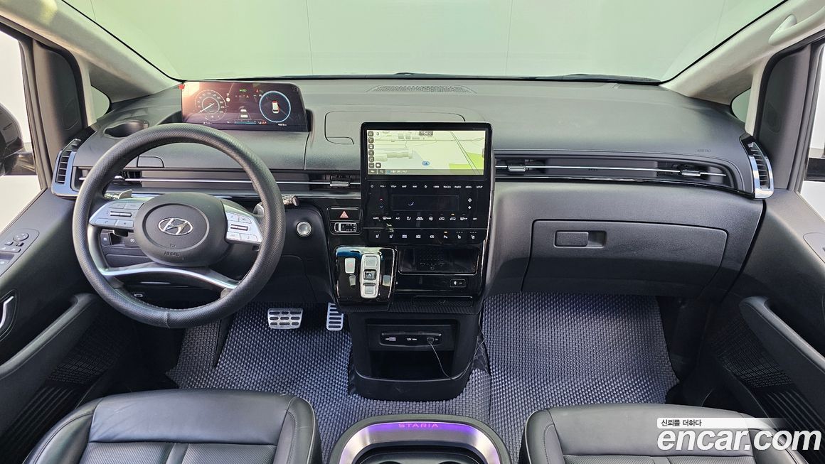 Hyundai Staria 2022