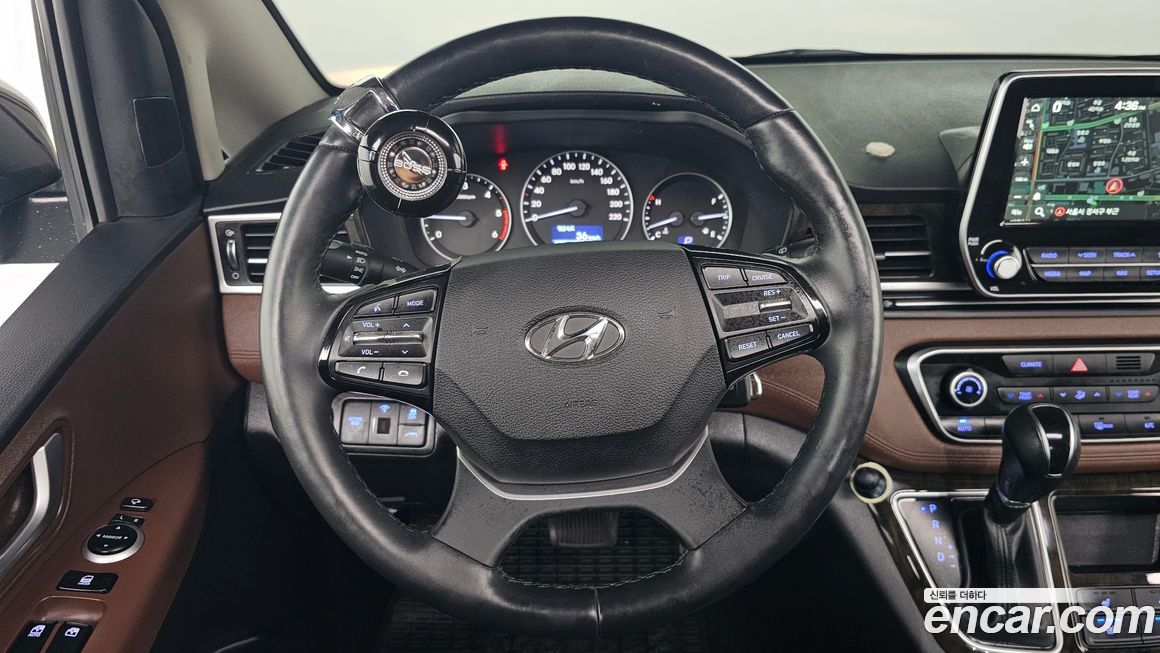 Hyundai Starex 2021