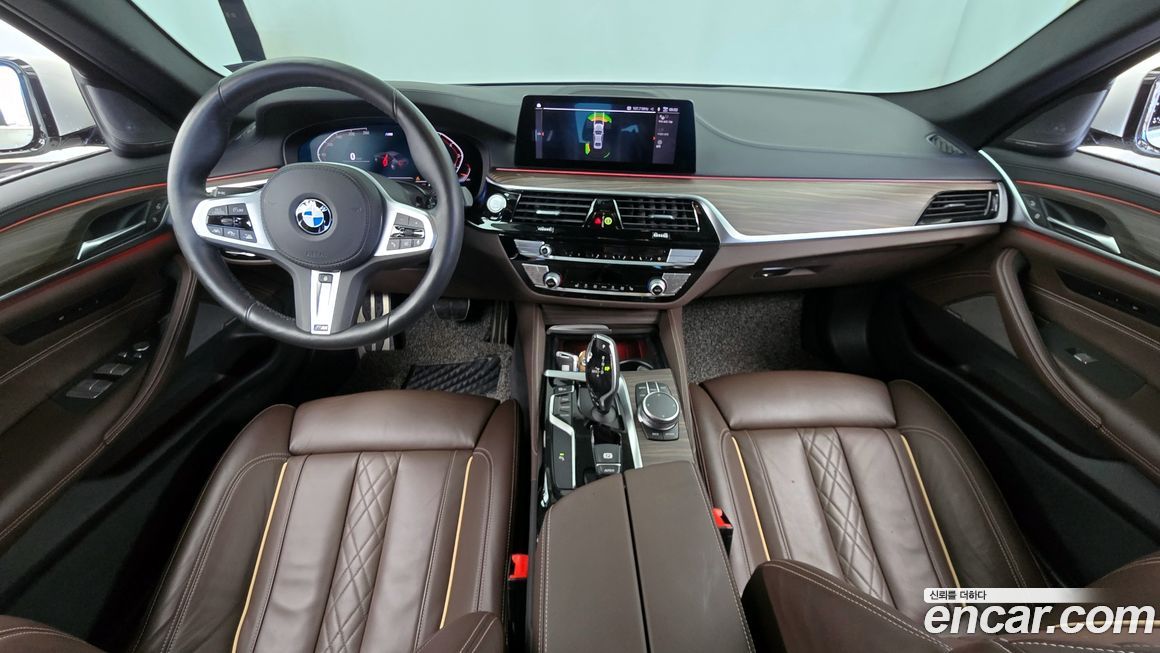 BMW 5-Series 2020
