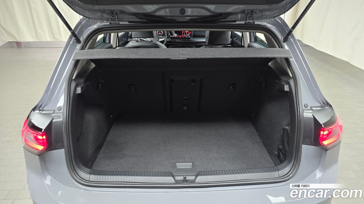 Volkswagen Golf 2025