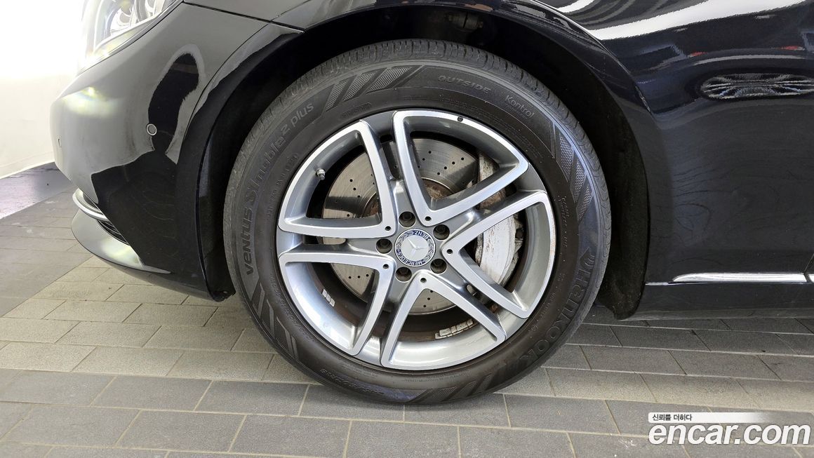 Mercedes-Benz S-Class 2015