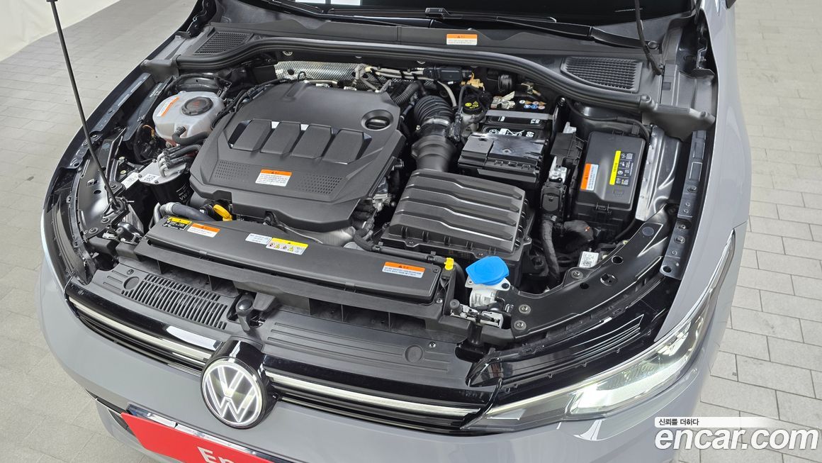 Volkswagen Golf 2025