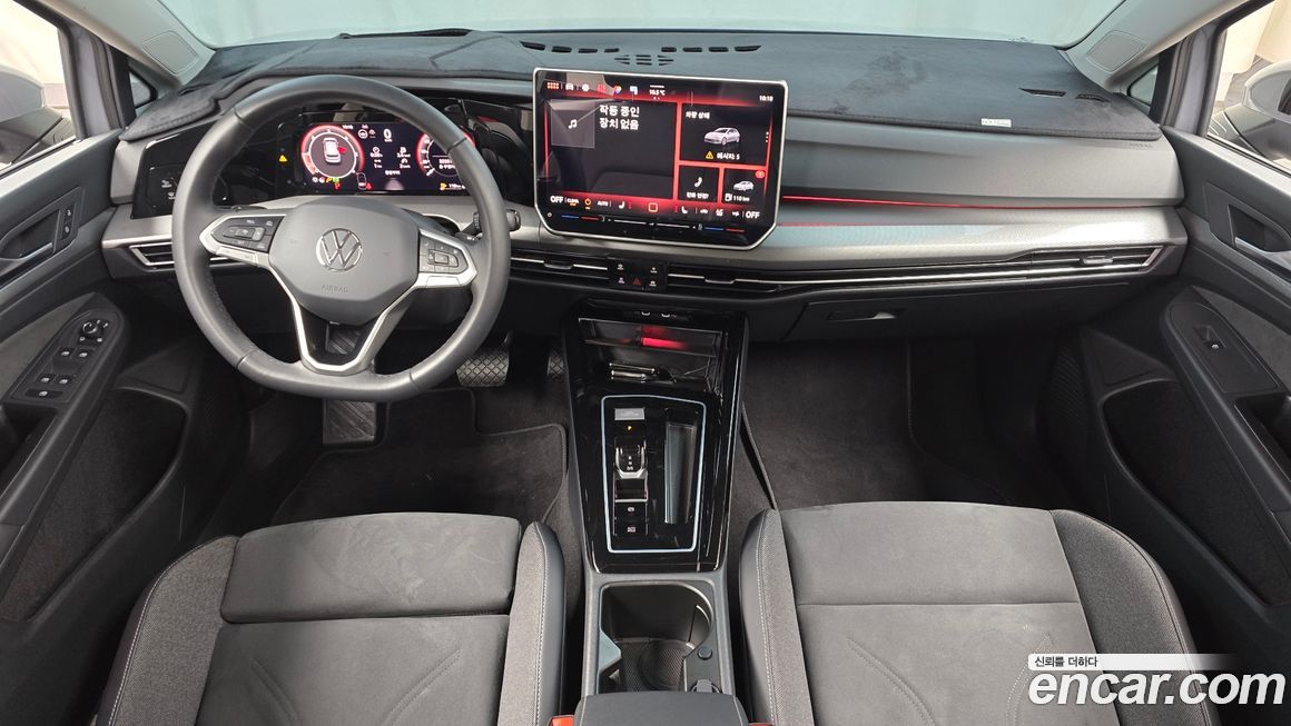 Volkswagen Golf 2025