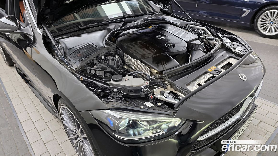 Mercedes-Benz C-Class 2023