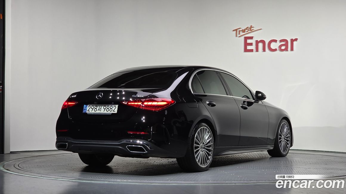 Mercedes-Benz C-Class 2023