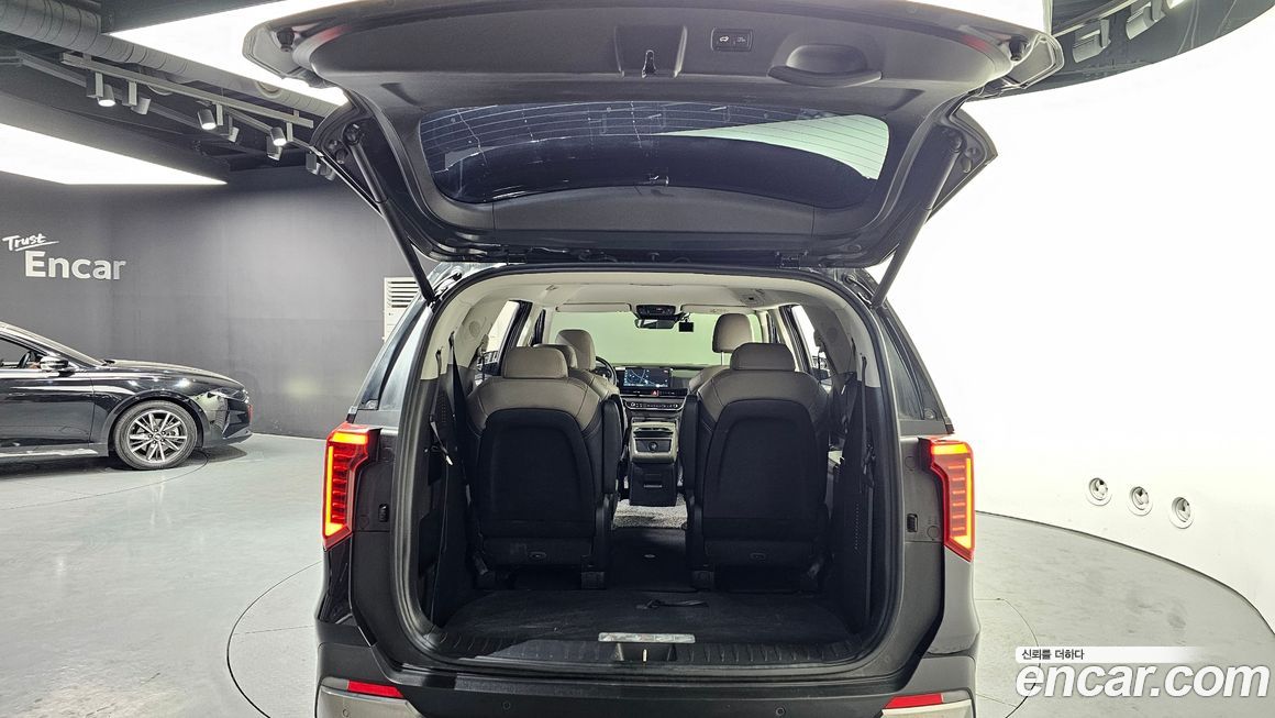 Kia Canival 2024