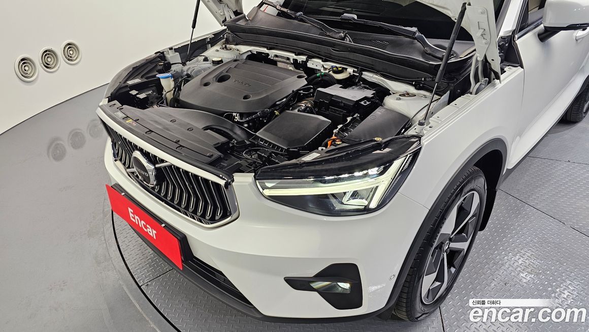 Volvo XC40 2023