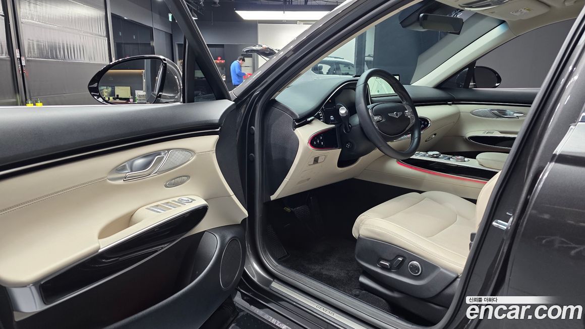 Genesis GV70 2024
