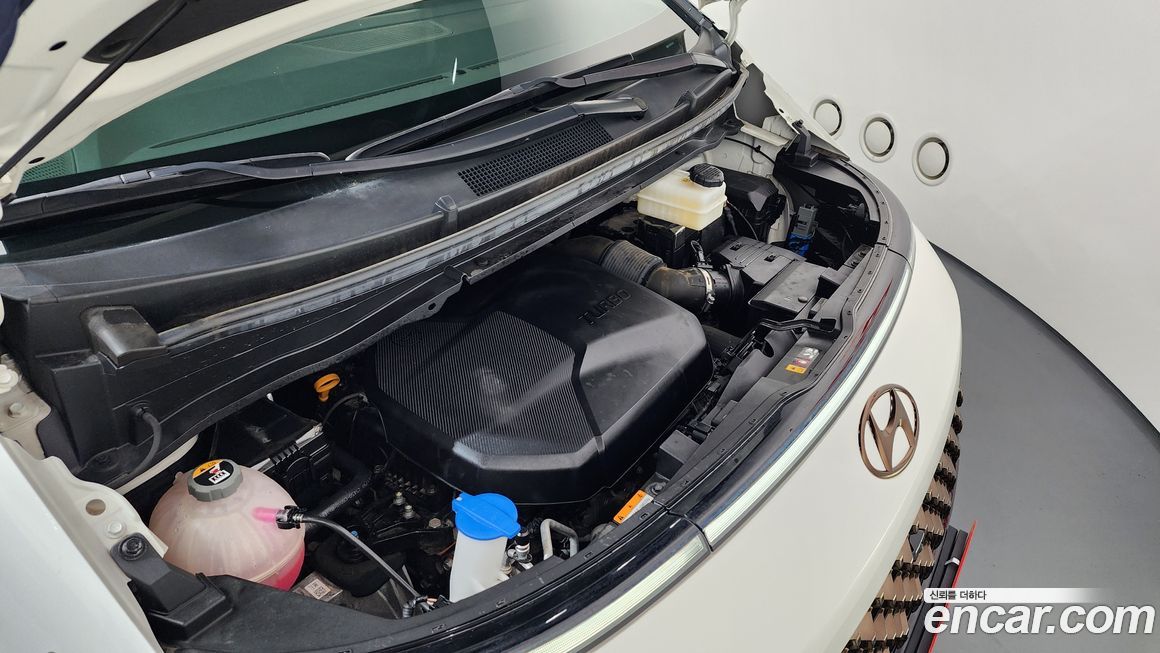 Hyundai Staria 2022