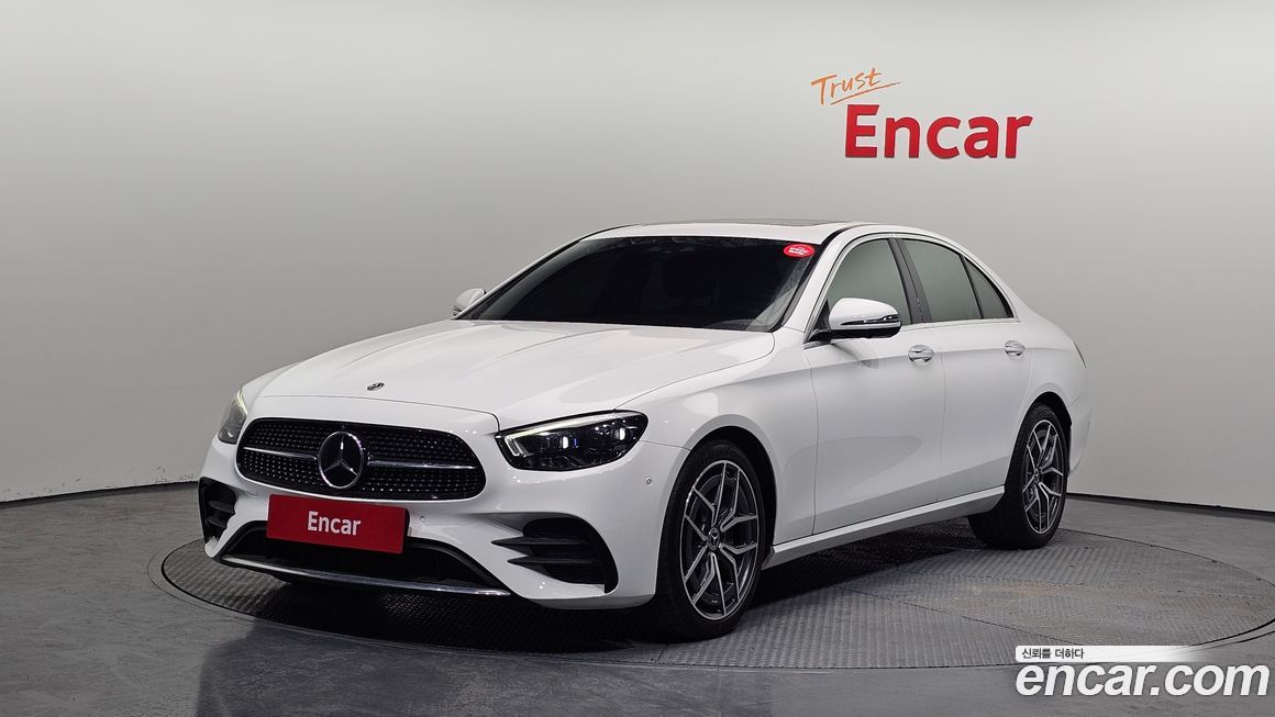Mercedes-Benz E-Class 2022