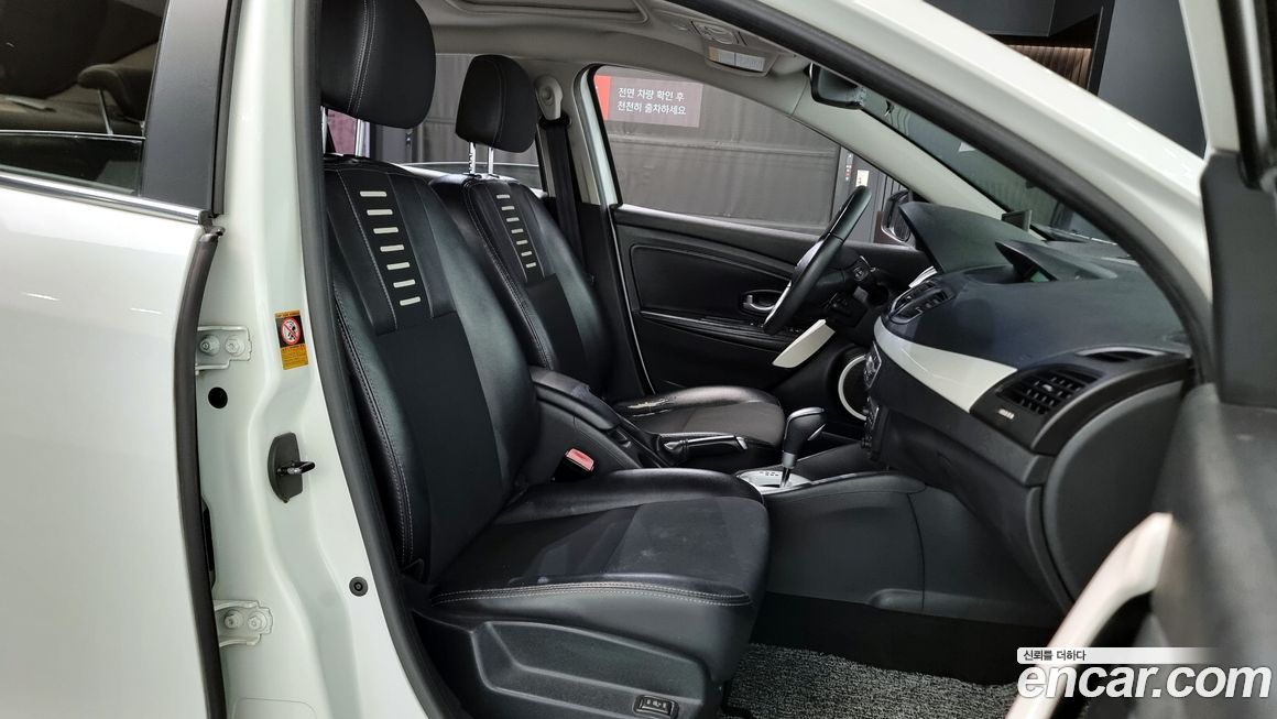 Renault-KoreaSamsung SM3 2012