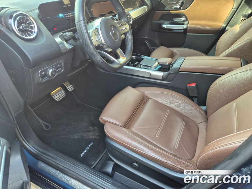 Mercedes-Benz GLB-Class 2023