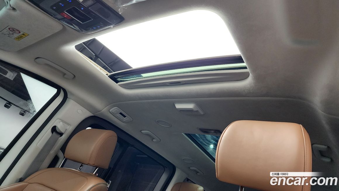 Hyundai Staria 2022